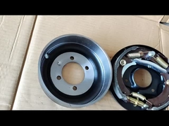 Стабильность материала тормозного барабана руки NKR и стали ботинок бросая специально в стоянке