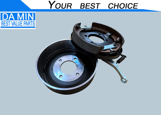 Прочные части ISUZU NPR вручают тормозной механизм имеют барабанчик стального барабана и утюга с тормозными колодами и плитой